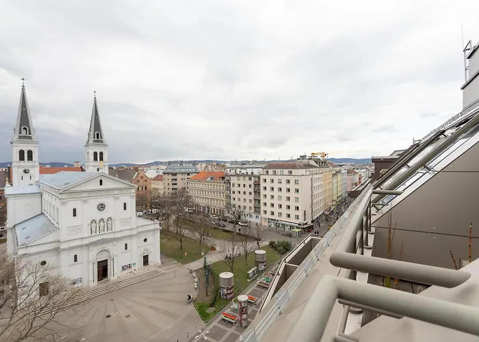 Private Ac - U1 Metro 1 Min - Hbf 2 Min - Centre 7 Min - Easy Airport Access Viena