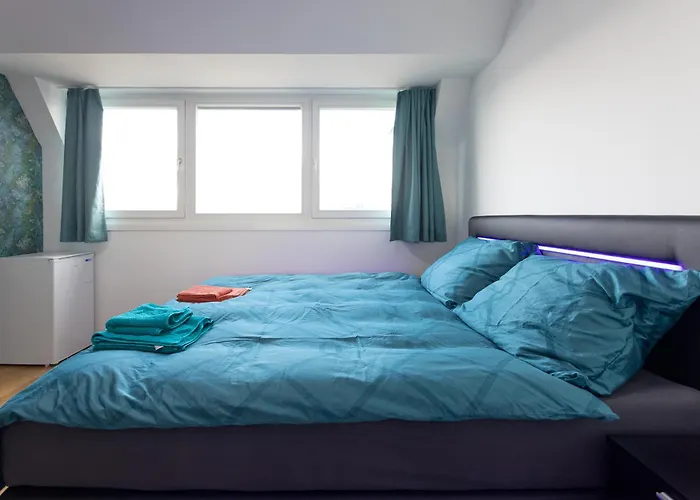 Hospedagem domiciliar Private Ac - U1 Metro 1 Min - Hbf 2 Min - Centre 7 Min - Easy Airport Access *